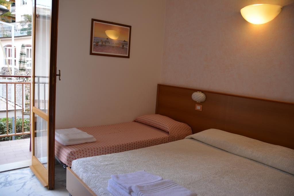 Hotel Corallo Moneglia Bilik gambar